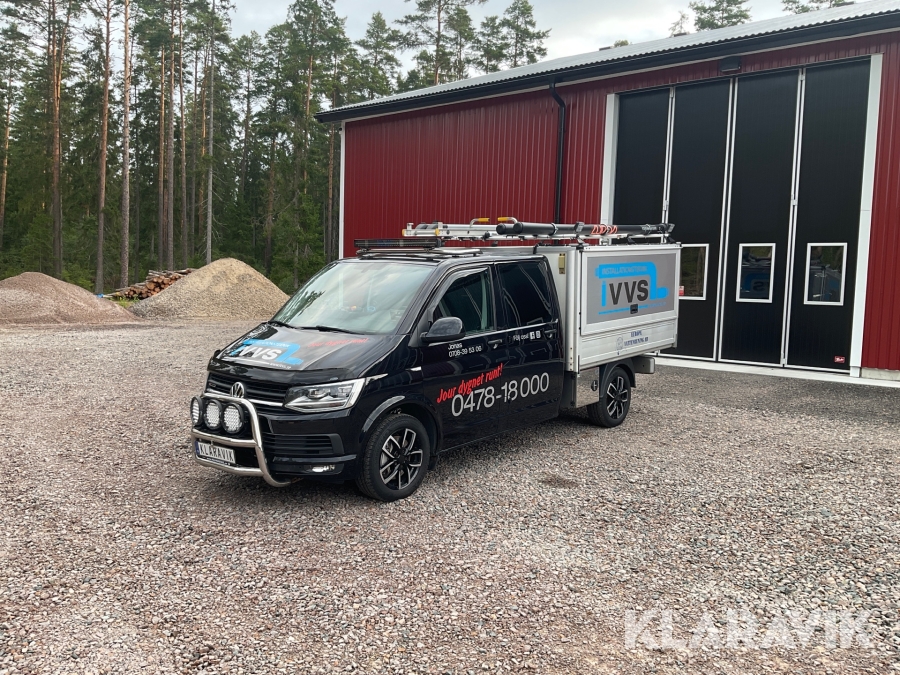 Pickup Volkswagen Transporter skåp med verktygsinredning