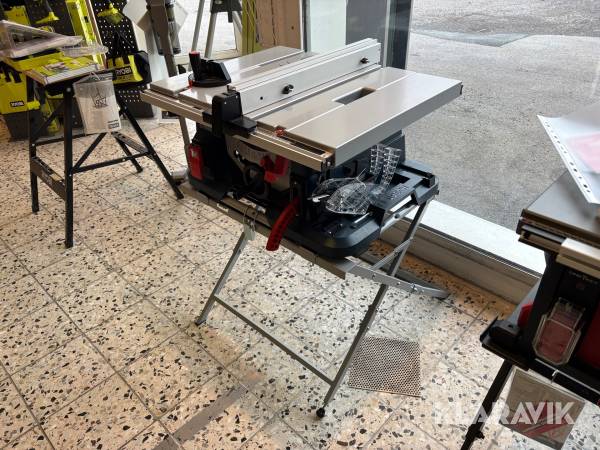 Bordcirkelsåg Bosch Professional GTS 635-216