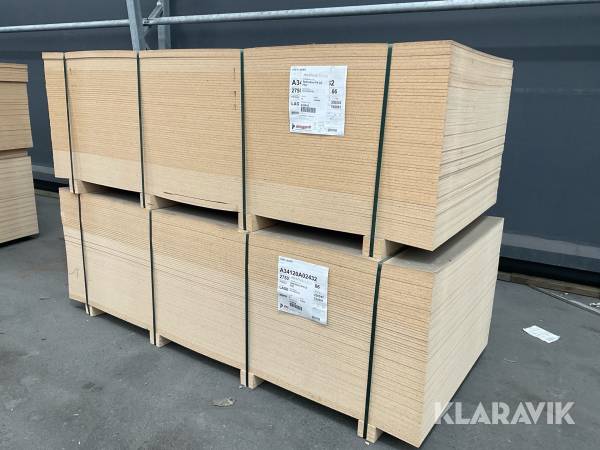 Spånskivor 12x1200x2750mm