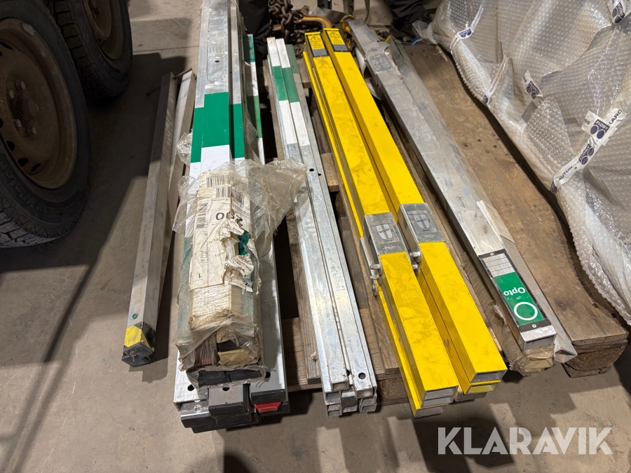 Markörstolpar 1st pall (olika modell)