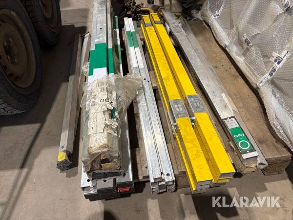 Markörstolpar 1st pall (olika modell)