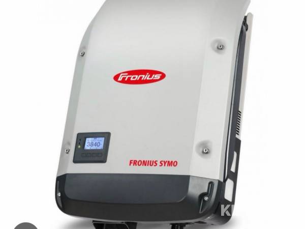 Växelriktare Fronius Symo 3.7-3-M inklusive datamanager 2 kort