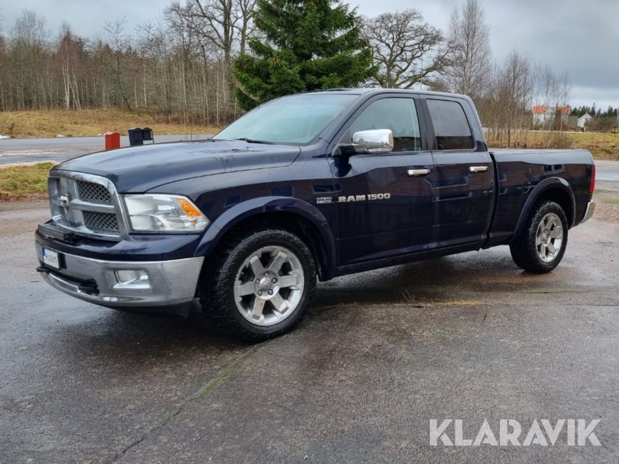 Pickup DODGE RAM 1500 Quad Cab 5.7 V8 HEMI Laramie 4x4