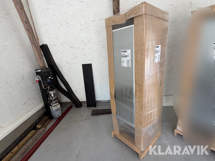 Varmvattenberedare Nibe Compact 300 SC-R