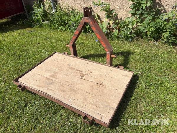 Lastbrygga med Trepunktsfäste