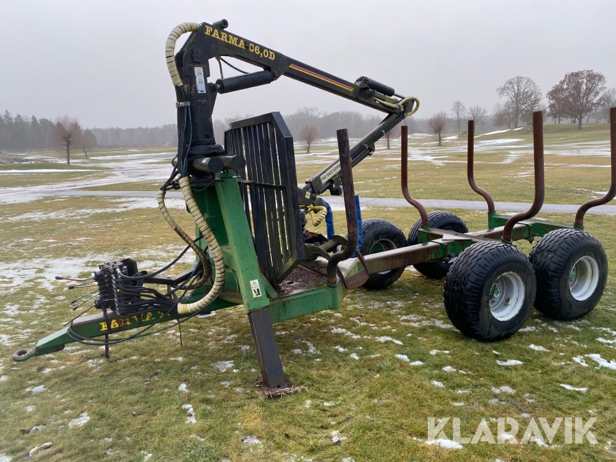 Skogsvagn Farma CT 6.0 - 9 med kran 
