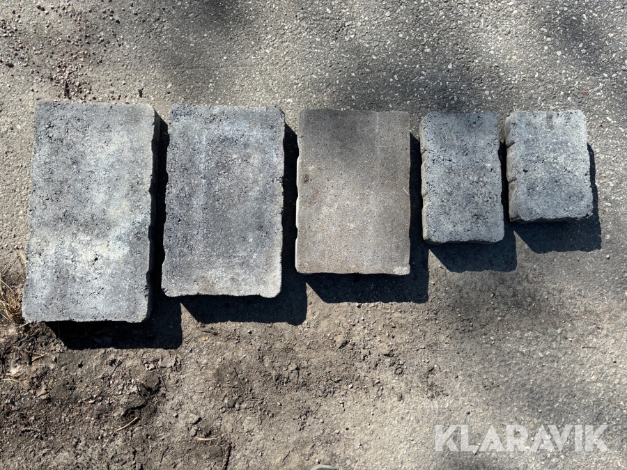Marksten ca 45 kvadratmeter olika storlekar