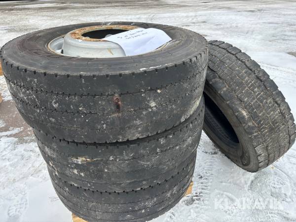 Lastbilsdäck & fälg Falken 315/70R 22,5 3 st