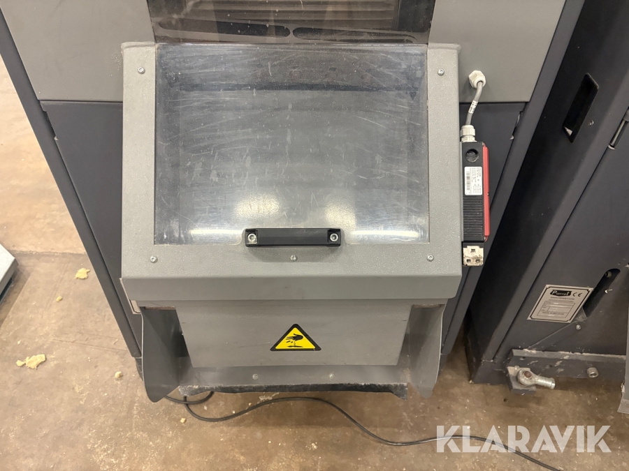 Giljotin/klipp Pierret N40 2 st med 1 st transportband