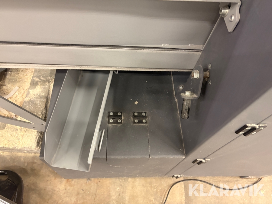 Giljotin/klipp Pierret N40 2 st med 1 st transportband