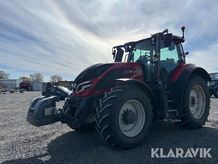 Traktor Valtra Q 305 4wd / Frontlyft