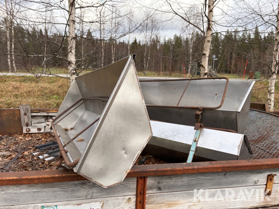 Fodertråg  i rostfritt stål för kalv/ungdjur 3 st