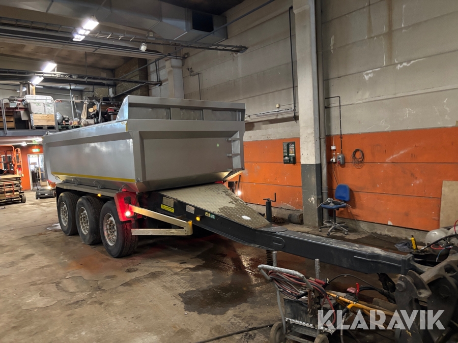 Tippsläp Maur Bilpåbygg