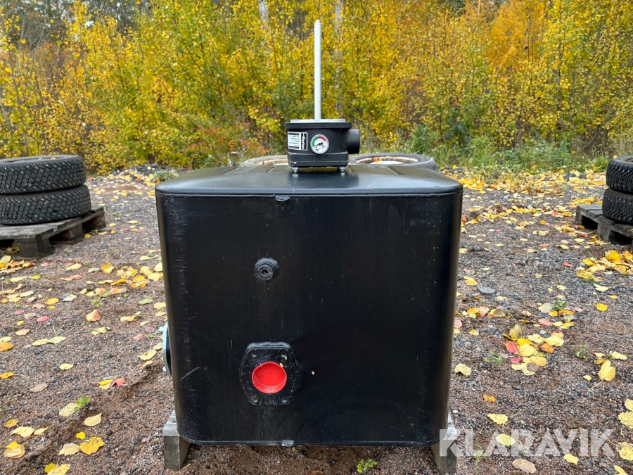 Hydraultank 1st
