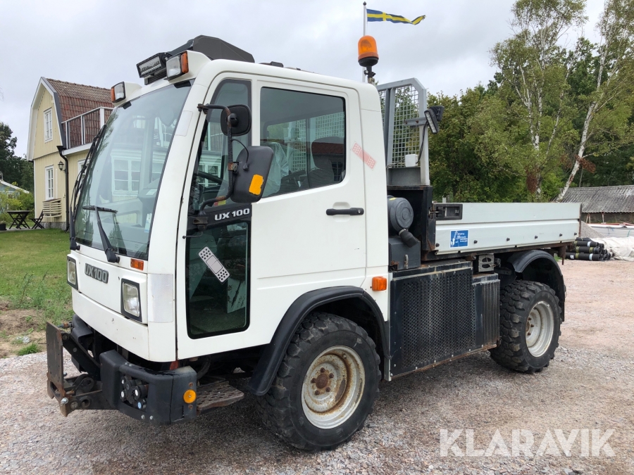 Lastbil Unimog UX 100 