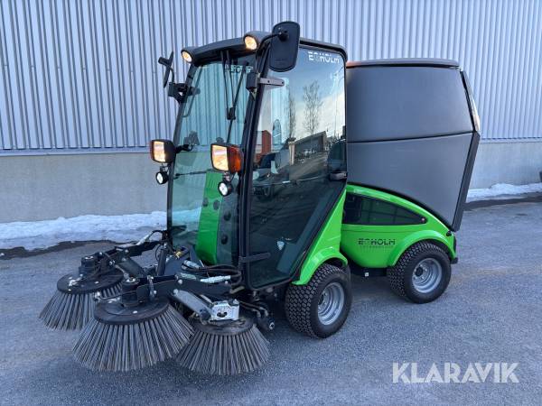 Redskapsbärare Egholm / Nilfisk City Ranger 2250 med flera redskap