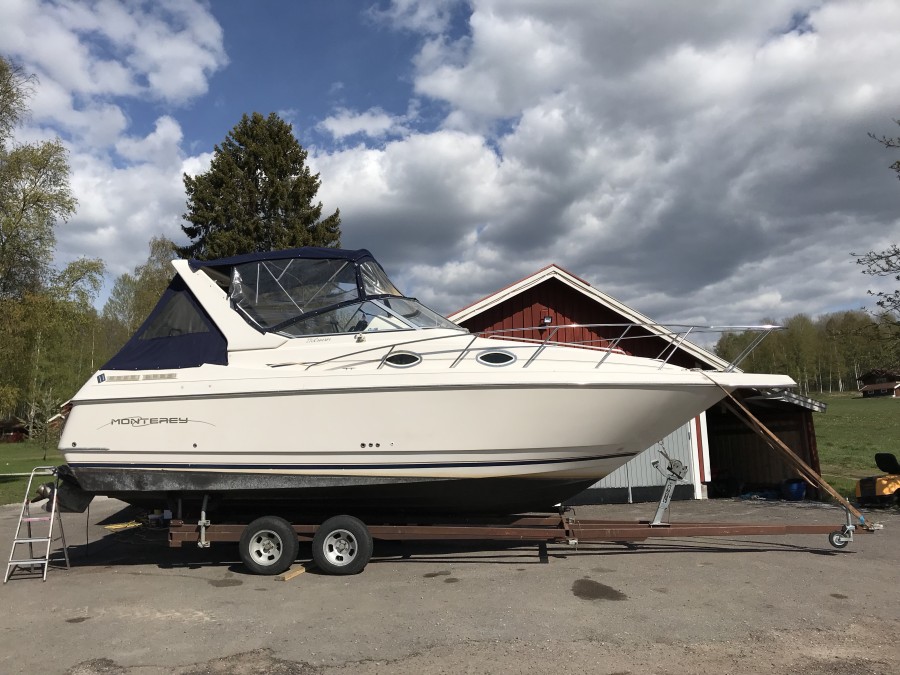 Båt Monterey 276 Cruiser m trailer