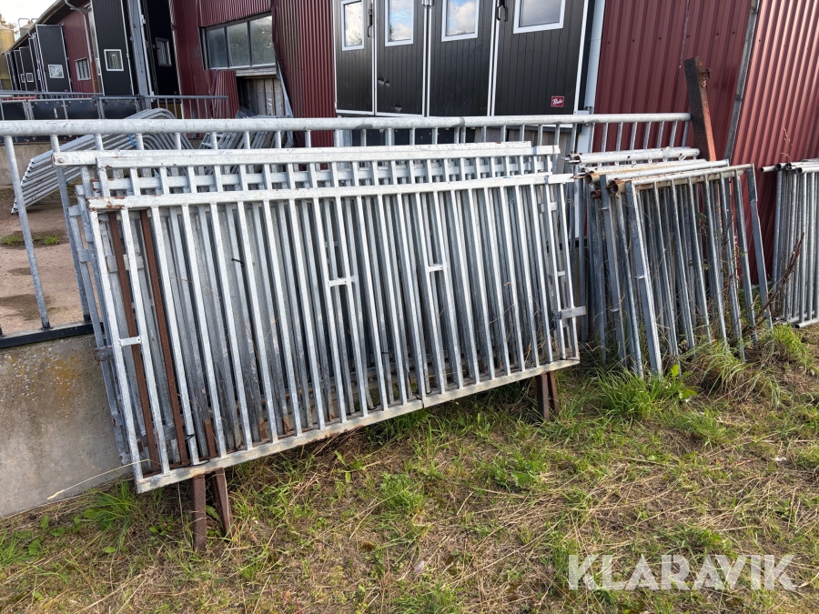Grindar till grisbox Galvade