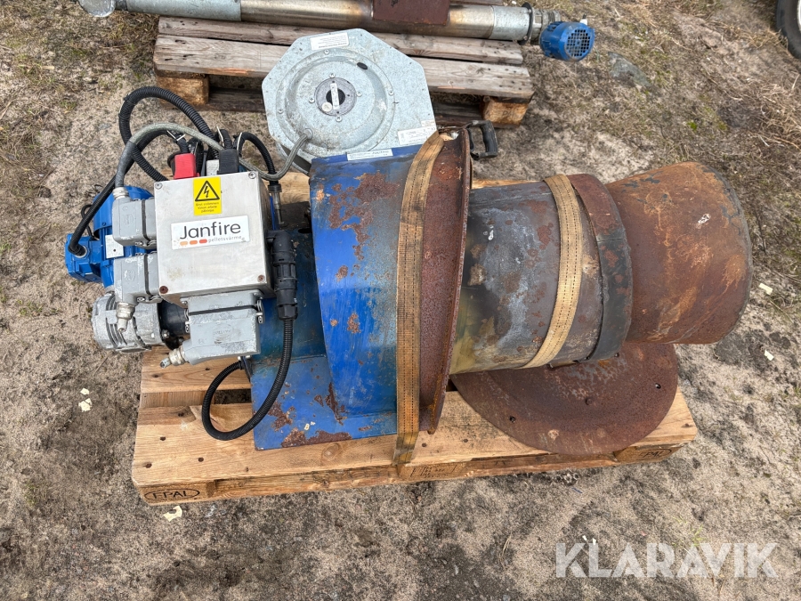 Pelletsbrännare Janfire Jet med styrskåp