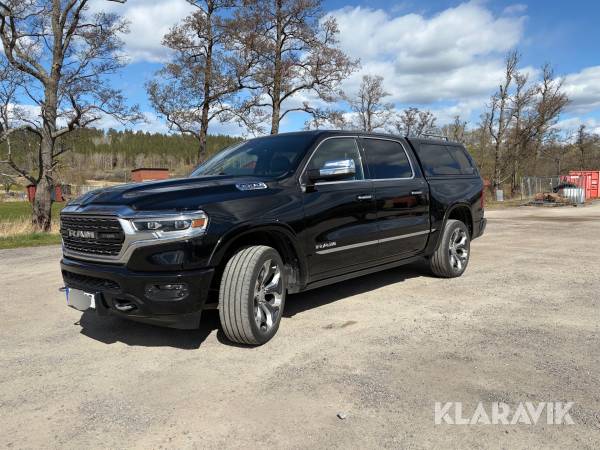Pickup Dodge Ram 1500 Limited, 5.7L Hemi