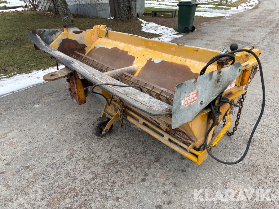 Sandspridare Friggeåkers Falköpingsspridaren B8L