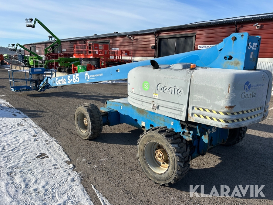 Bomlift Genie S-85