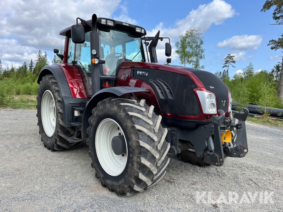 Traktor Valtra T203 Direct