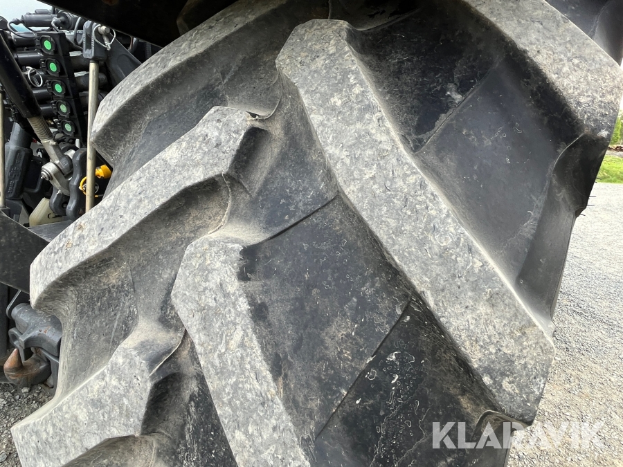 Traktor Valtra T203 Direct