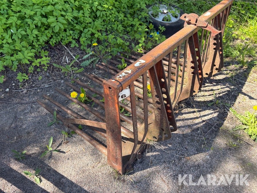 Stengrep Kverneland med Trepunktsfäste