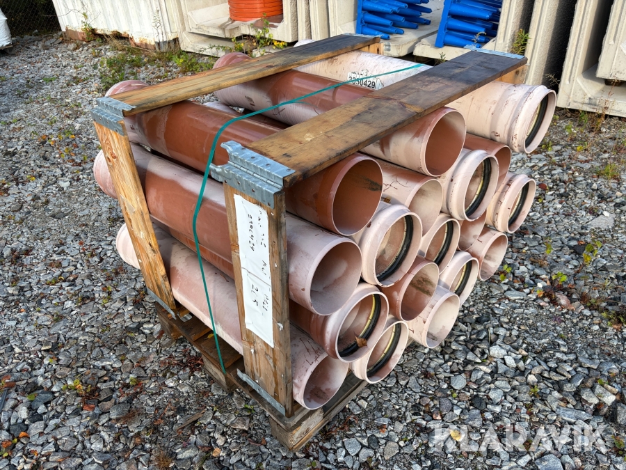 Markrör Pipelife PVC 200 x 5,9 mm 1 m + muff 18 st