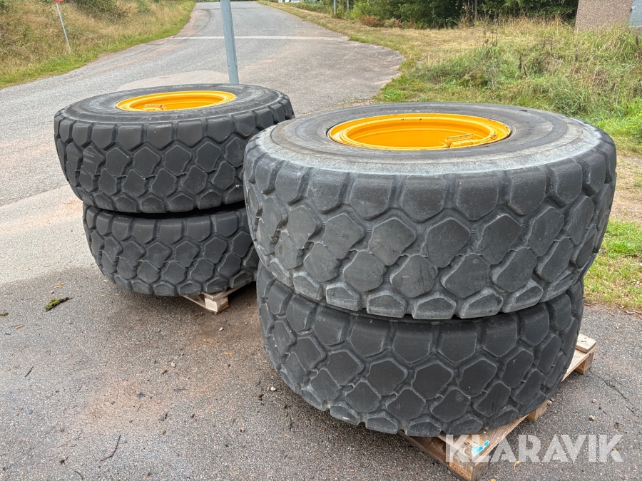 Entreprenadhjul Volvo L70 4st