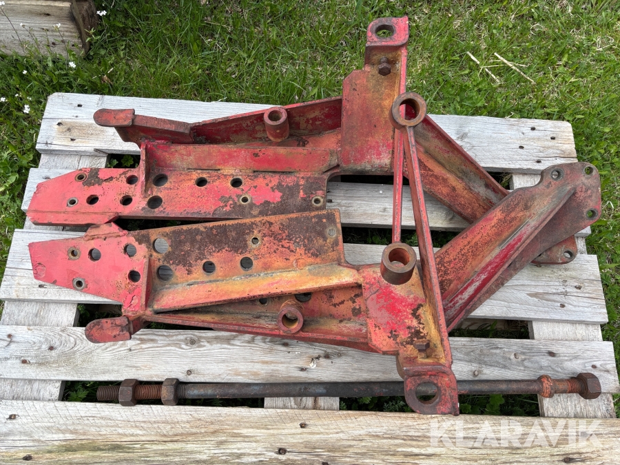 Frontlastarfästen Ålö till Volvo BM 400 & 430