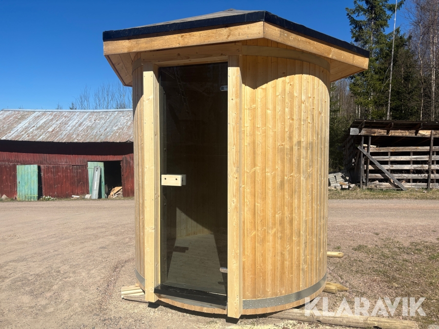 Oinredd Bastu med glasdörr