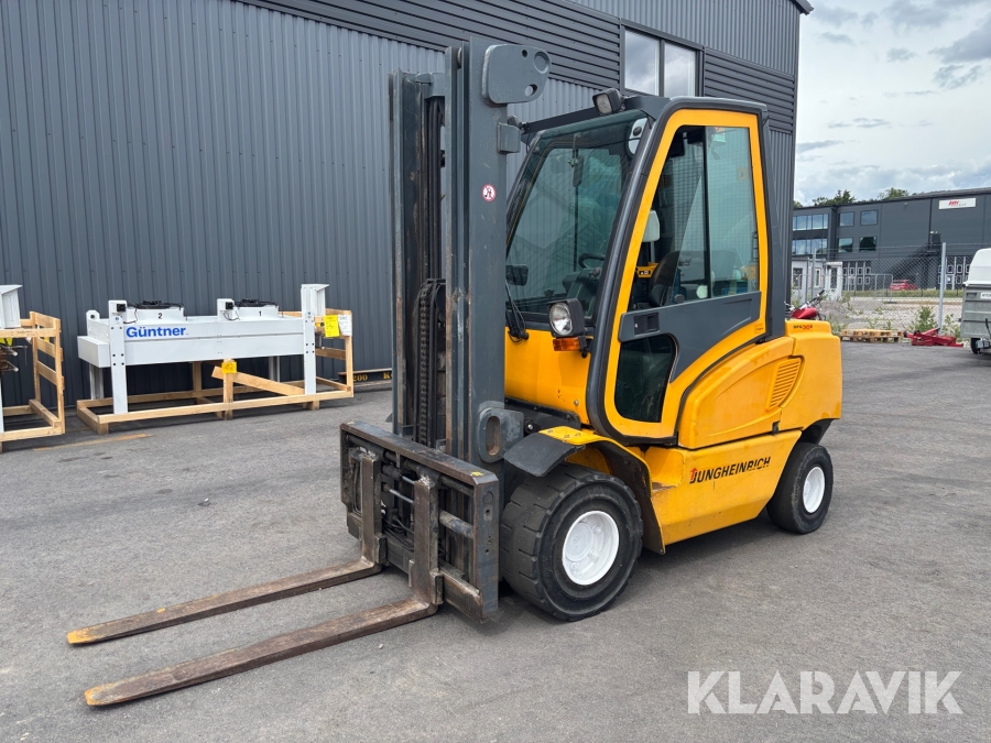 Truck Jungheinrich DFG 30S