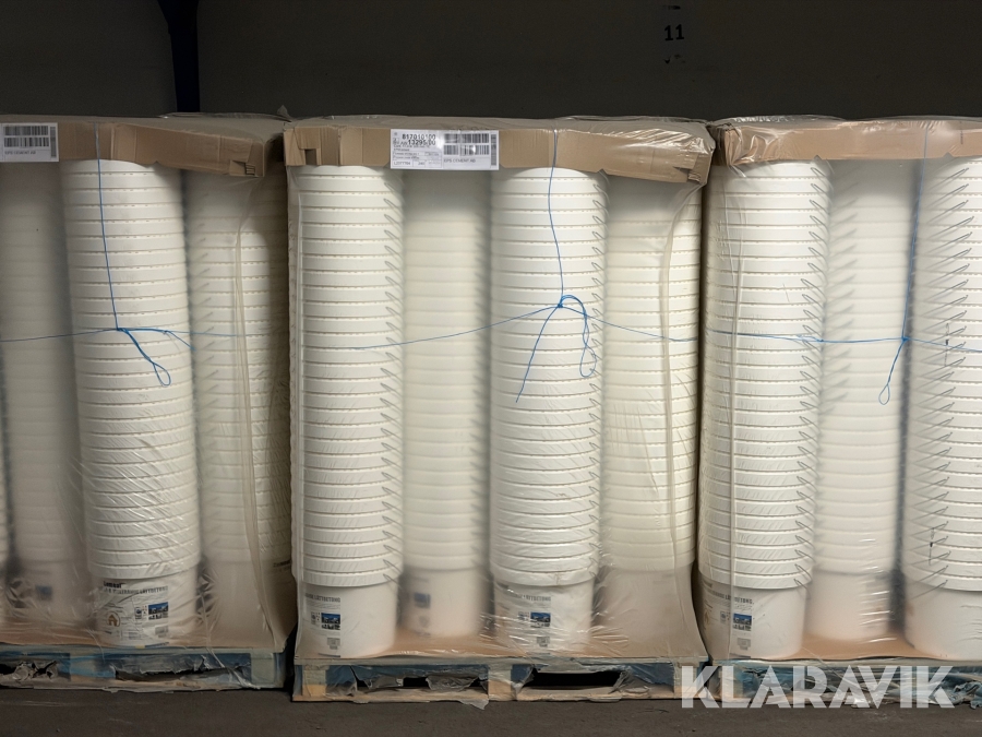 Tomma hinkar med lock 17L 240st 