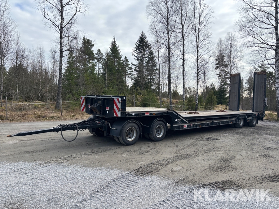 Maskinsläp MAC Trailers TLL4-44 12meter lastutrymme