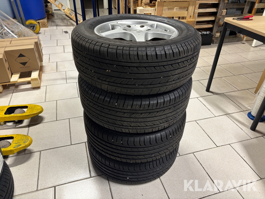 Däck på fälg Sunny / Nordman 205/65R15 4st