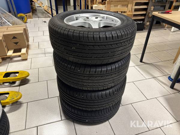 Däck på fälg Sunny / Nordman 205/65R15 4st