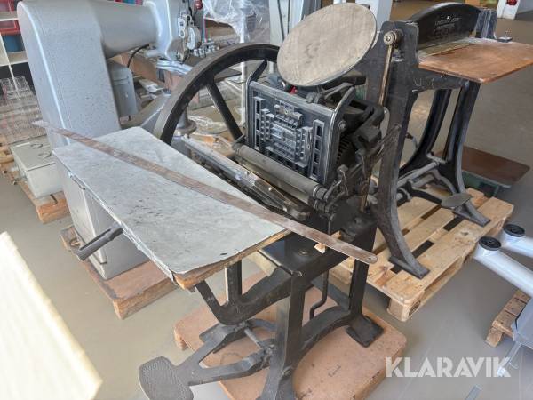 Boktryckmaskin