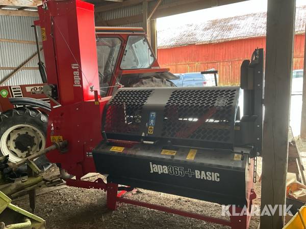 Vedmaskin traktordriven JAPA 365+ Basic TR