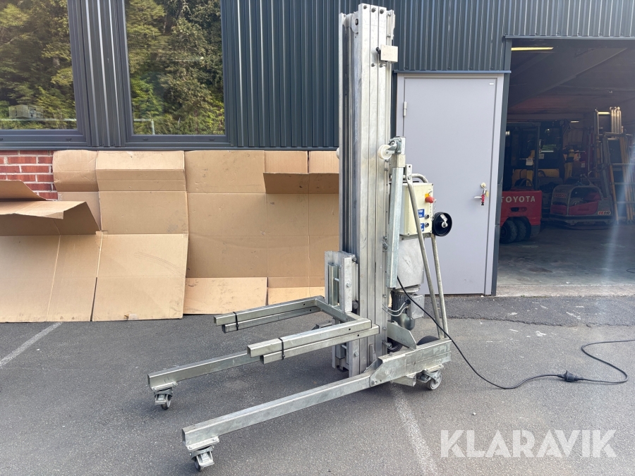 Materiallyft Alplift LE 575 med elmotor