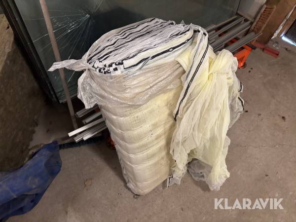 Täckväv för träd / växter