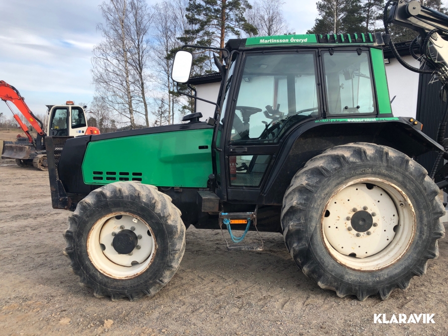 Valtra 6400 Skogsutrustad