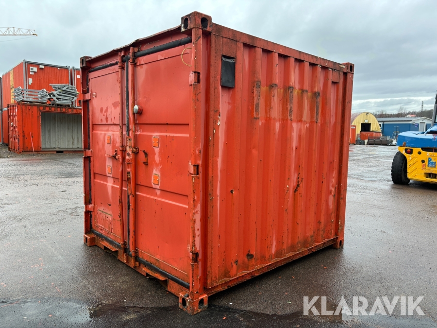Container isolerad 8 fot Containerpoolen