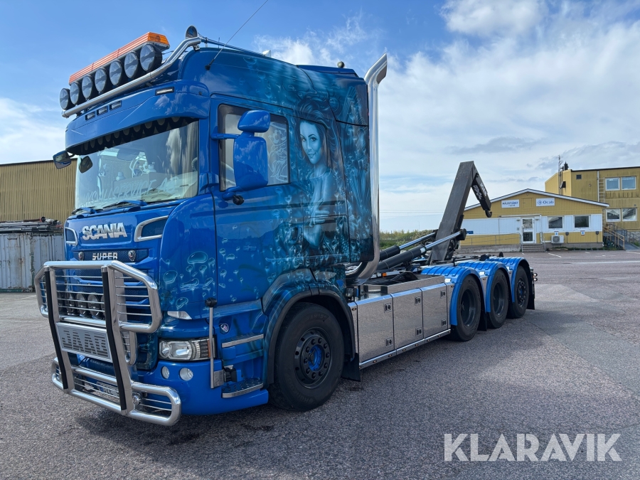 Lastväxlare Scania R560 med kranflak HMF 2620-K6