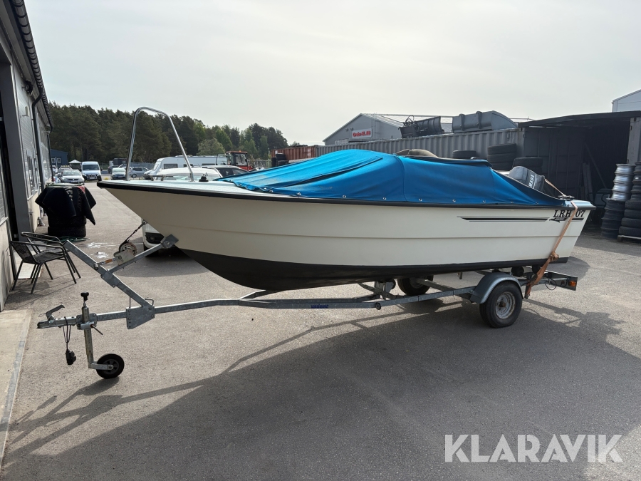 Motorbåt Styrpulpet Örnvik båtkärra