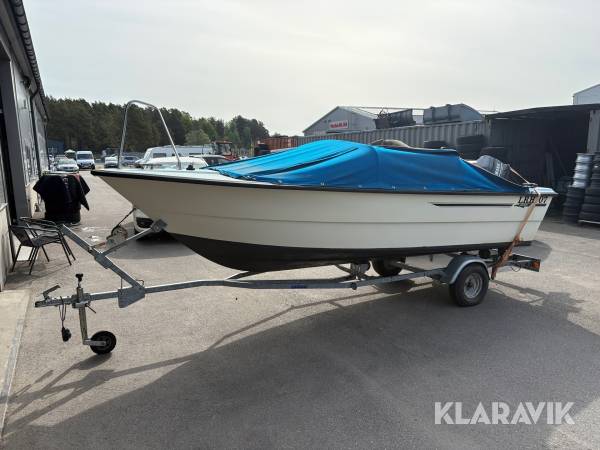 Motorbåt Styrpulpet Örnvik båtkärra