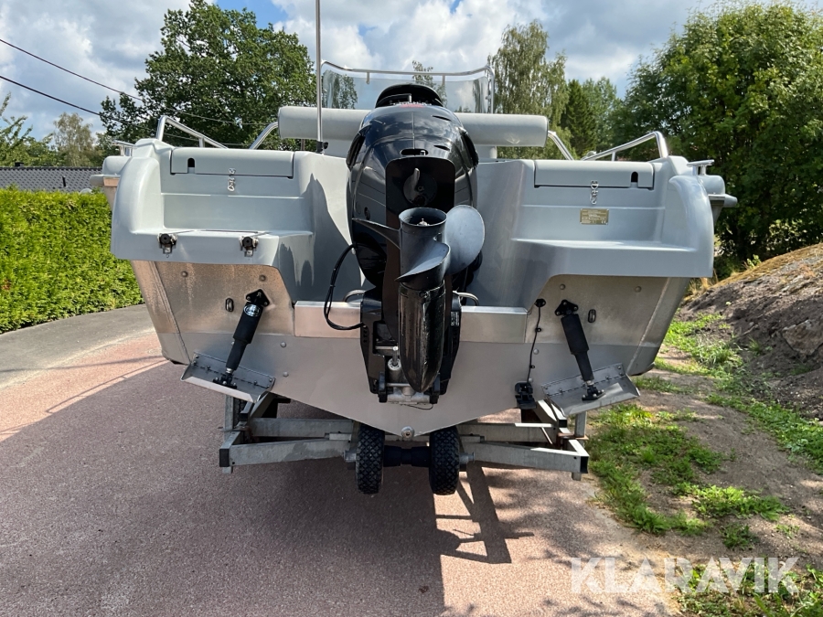 Båt Viper 630 Greyline med motor Suzuki 140hk 4-takt