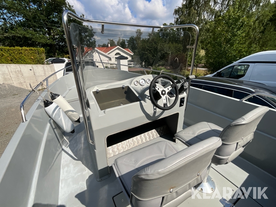 Båt Viper 630 Greyline med motor Suzuki 140hk 4-takt