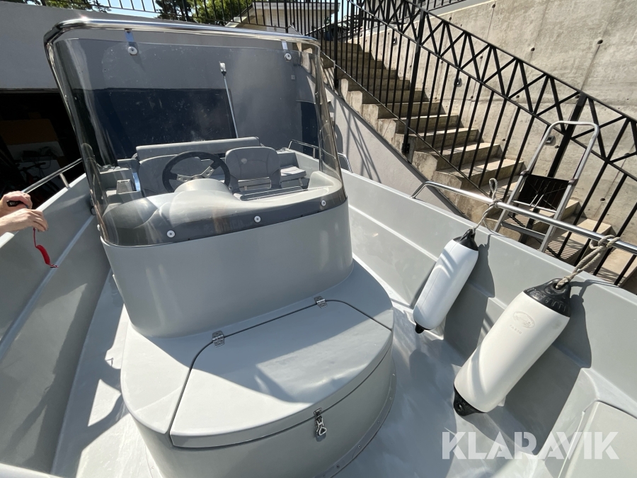 Båt Viper 630 Greyline med motor Suzuki 140hk 4-takt